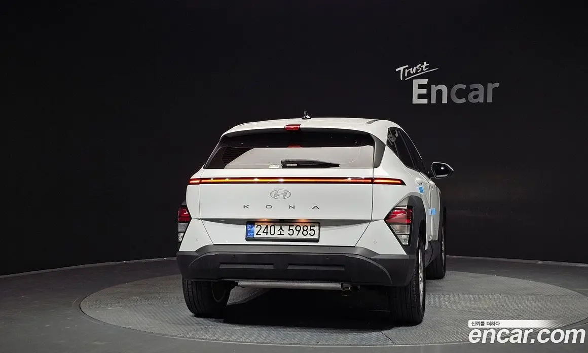 Hyundai Kona 2024 1.6 автомат (гидро), фото 4