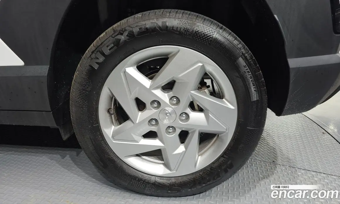 Hyundai Kona 2024 1.6 автомат (гидро), фото 7