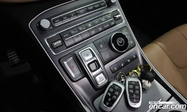 Hyundai Santa Fe 2023 1.6 автомат (гидро), миниатюра 12