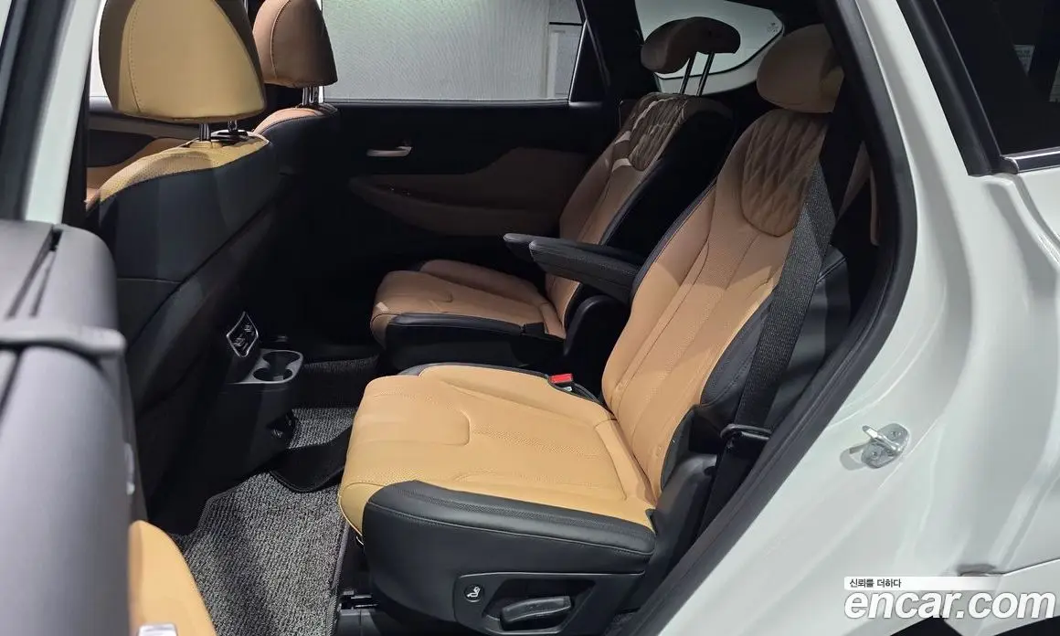 Hyundai Santa Fe 2023 1.6 автомат (гидро), фото 18