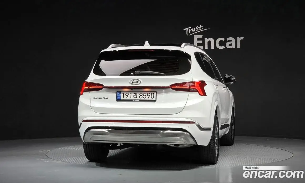 Hyundai Santa Fe 2023 1.6 автомат (гидро), фото 4