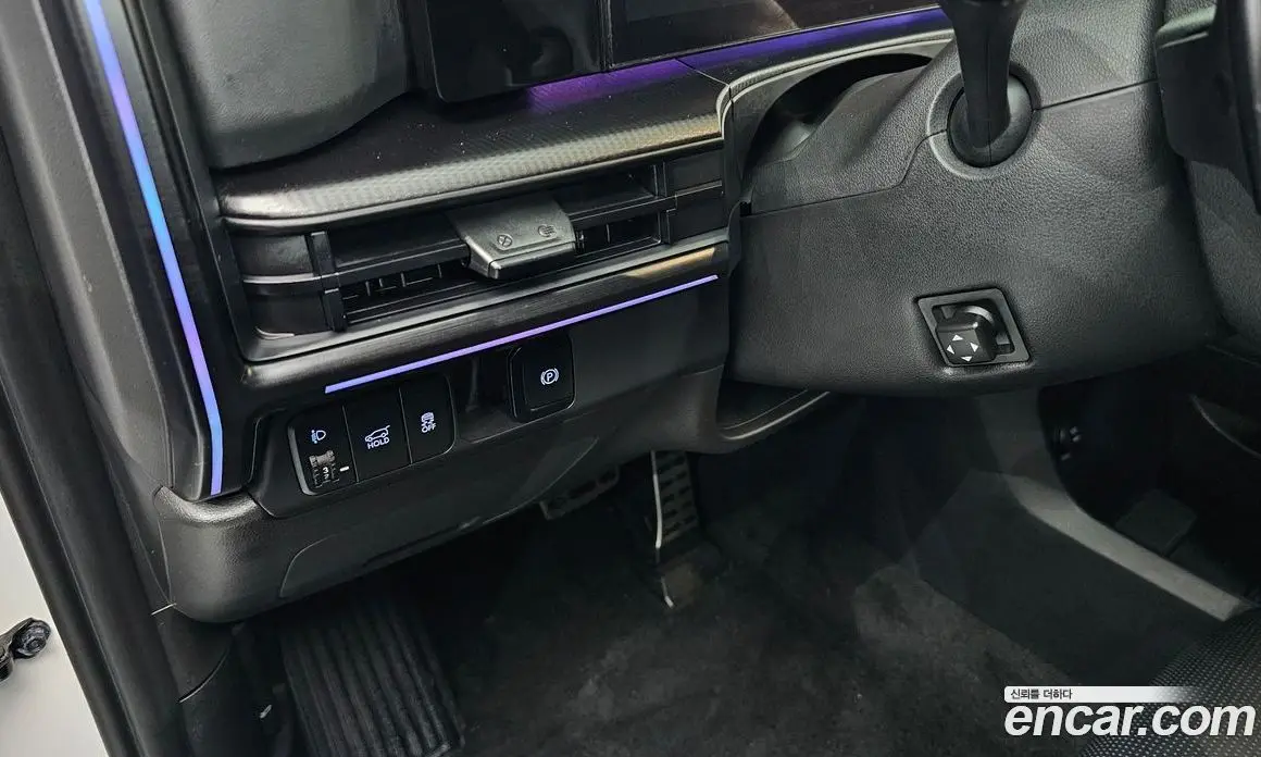 Hyundai Santa Fe 2023 1.6 автомат (гидро), фото 24