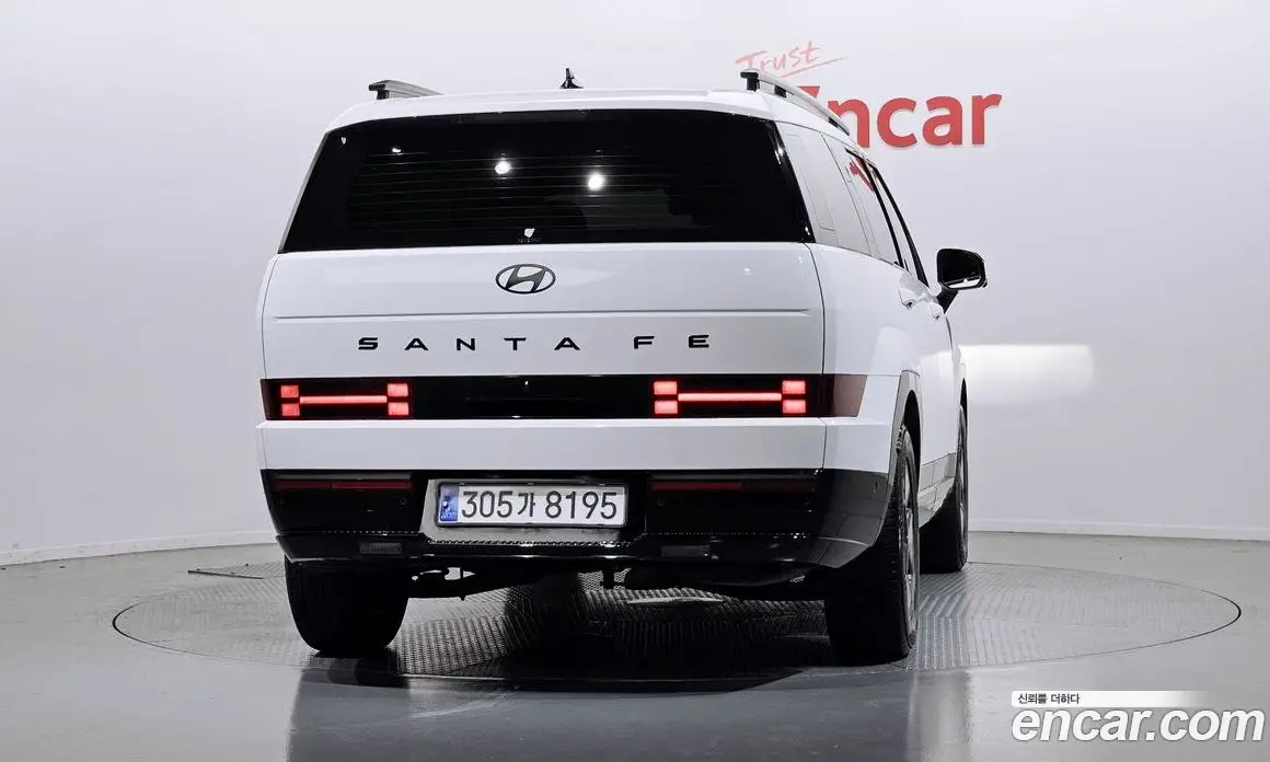 Hyundai Santa Fe 2023 1.6 автомат (гидро), фото 4