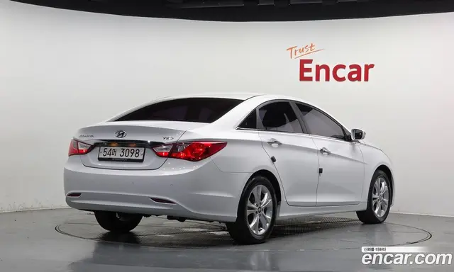 Hyundai Sonata 2010 2.0 автомат (гидро), миниатюра 2