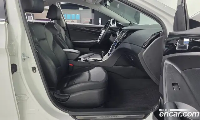 Hyundai Sonata 2010 2.0 автомат (гидро), миниатюра 11