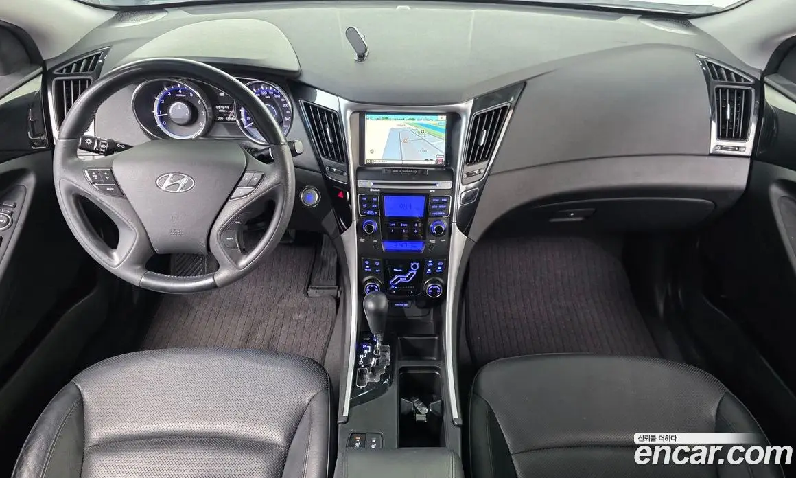 Hyundai Sonata 2010 2.0 автомат (гидро), фото 7