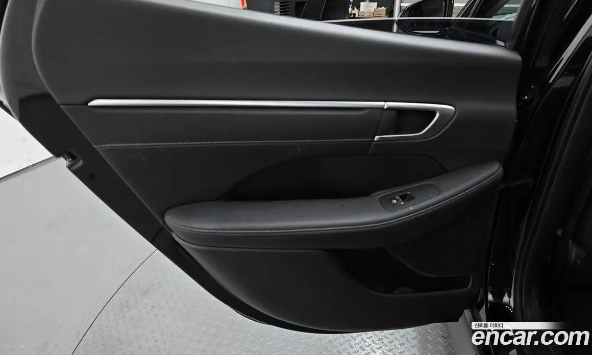 Hyundai Sonata 2022 2.0 автомат (гидро), фото 15