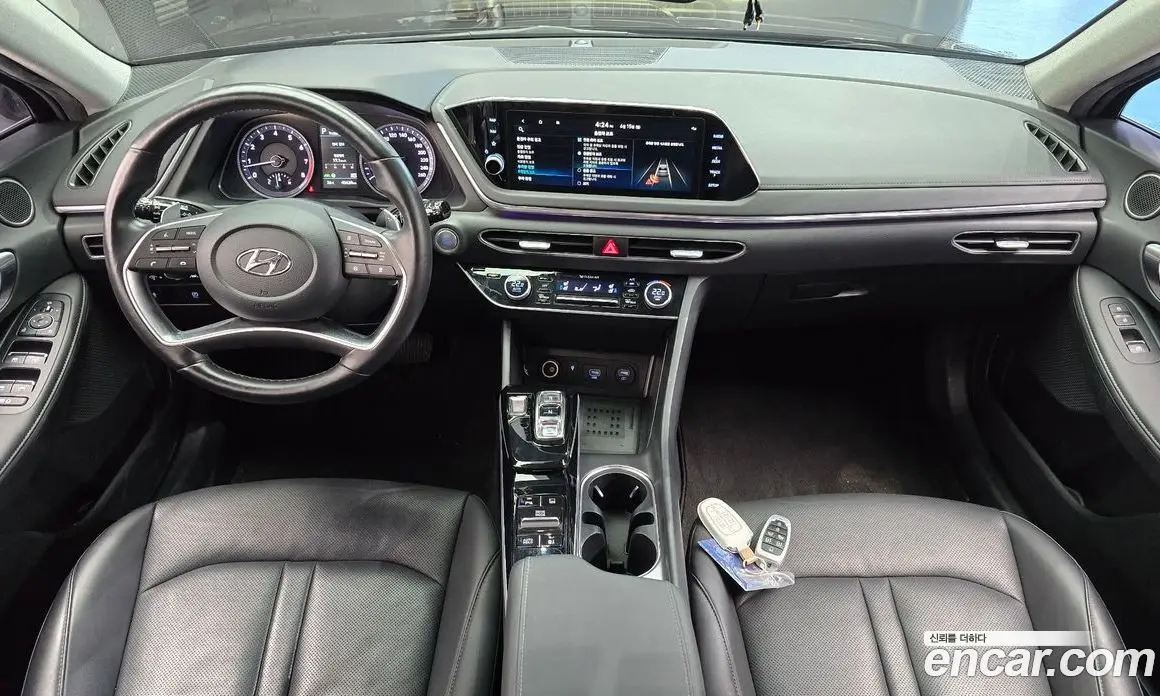 Hyundai Sonata 2022 2.0 автомат (гидро), фото 10
