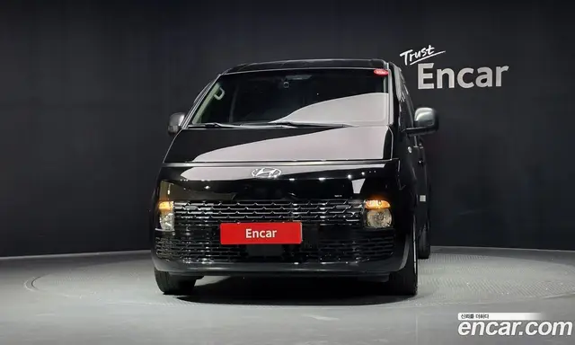 Hyundai Staria 2023 2.2 автомат (гидро), миниатюра 3