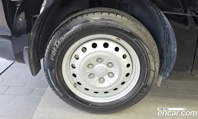 Hyundai Staria 2023 2.2 автомат (гидро), миниатюра 5