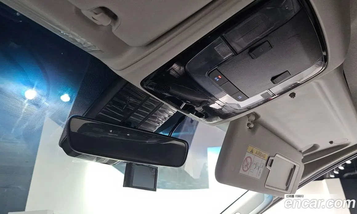 Hyundai Staria 2024 2.2 автомат (гидро), фото 23