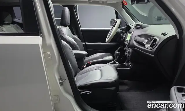 Jeep Renegade 2019 2.4 автомат (гидро), миниатюра 10