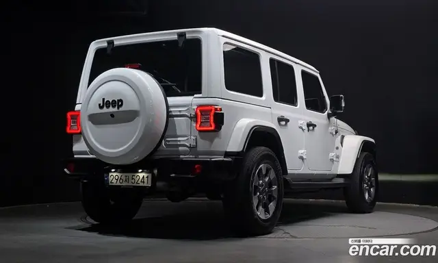 Jeep Wrangler 2021 2.0 автомат (гидро), миниатюра 2