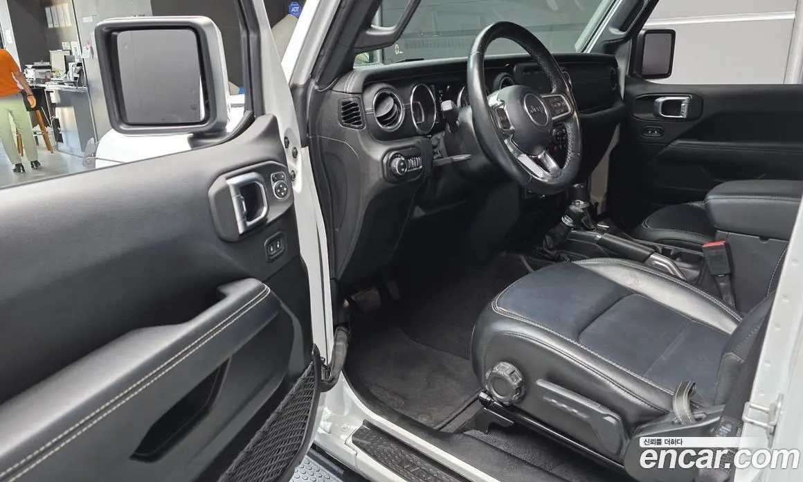 Jeep Wrangler 2021 2.0 автомат (гидро), фото 13