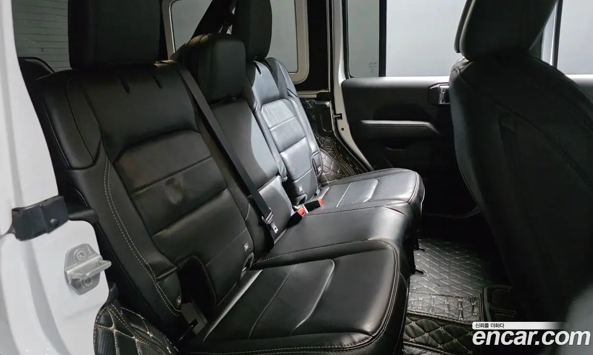 Jeep Wrangler 2021 2.0 автомат (гидро), фото 17