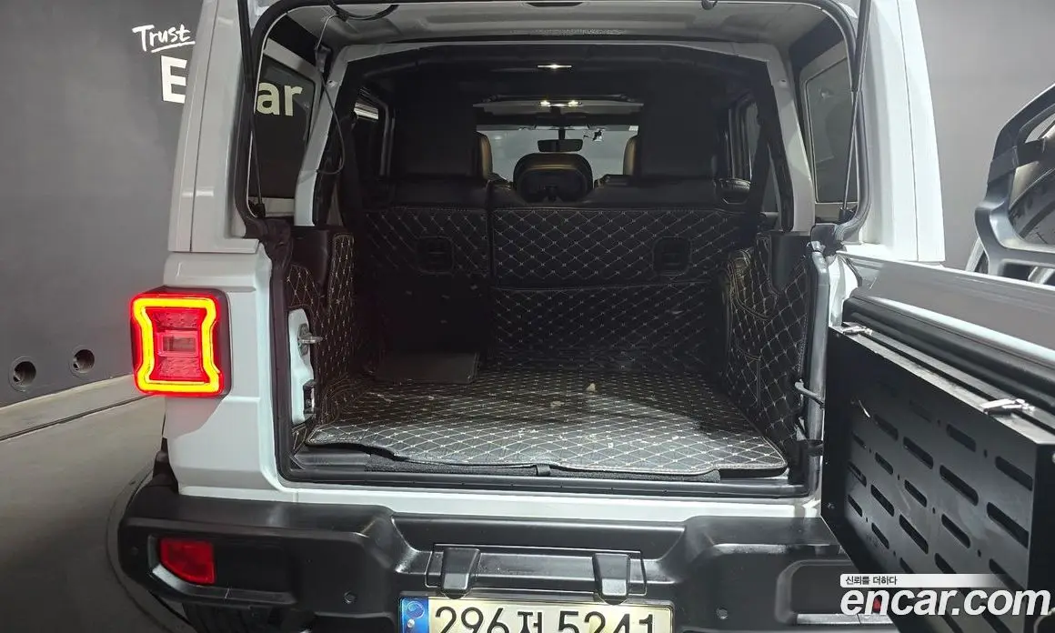 Jeep Wrangler 2021 2.0 автомат (гидро), фото 29