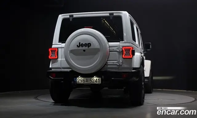Jeep Wrangler 2021 2.0 автомат (гидро), миниатюра 4