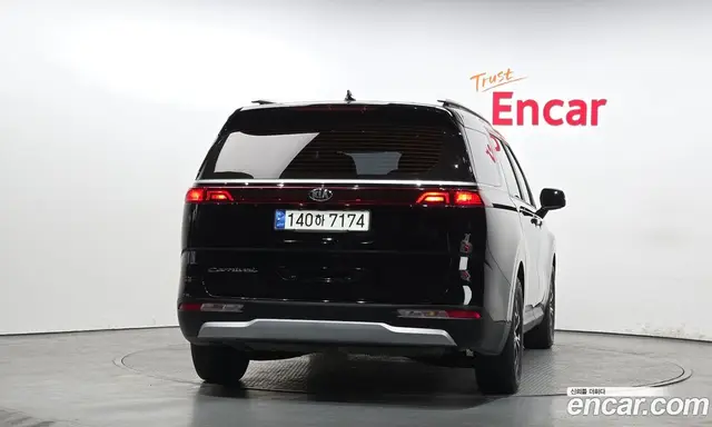 Kia Carnival 2021 2.2 автомат (гидро), миниатюра 4
