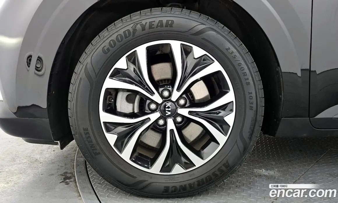 Kia Carnival 2021 2.2 автомат (гидро), фото 5