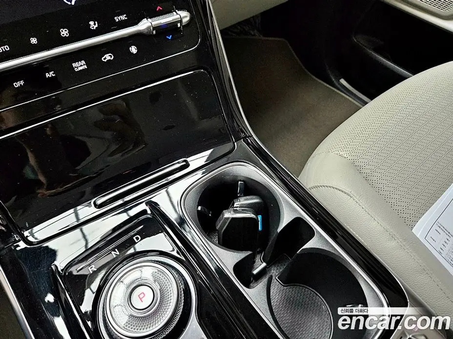 Kia Carnival 2021 2.2 автомат (гидро), фото 17