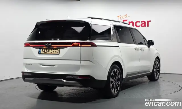Kia Carnival 2023 2.2 автомат (гидро), миниатюра 2