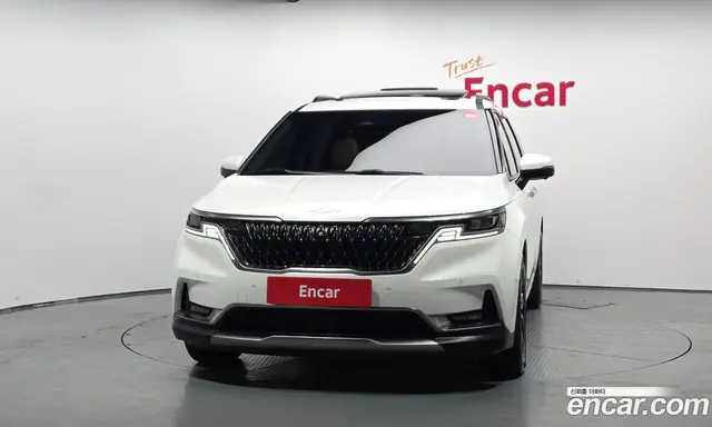 Kia Carnival 2023 2.2 автомат (гидро), миниатюра 3