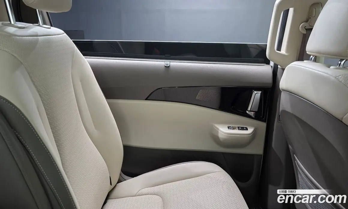 Kia Carnival 2025 2.2 автомат (гидро), фото 15