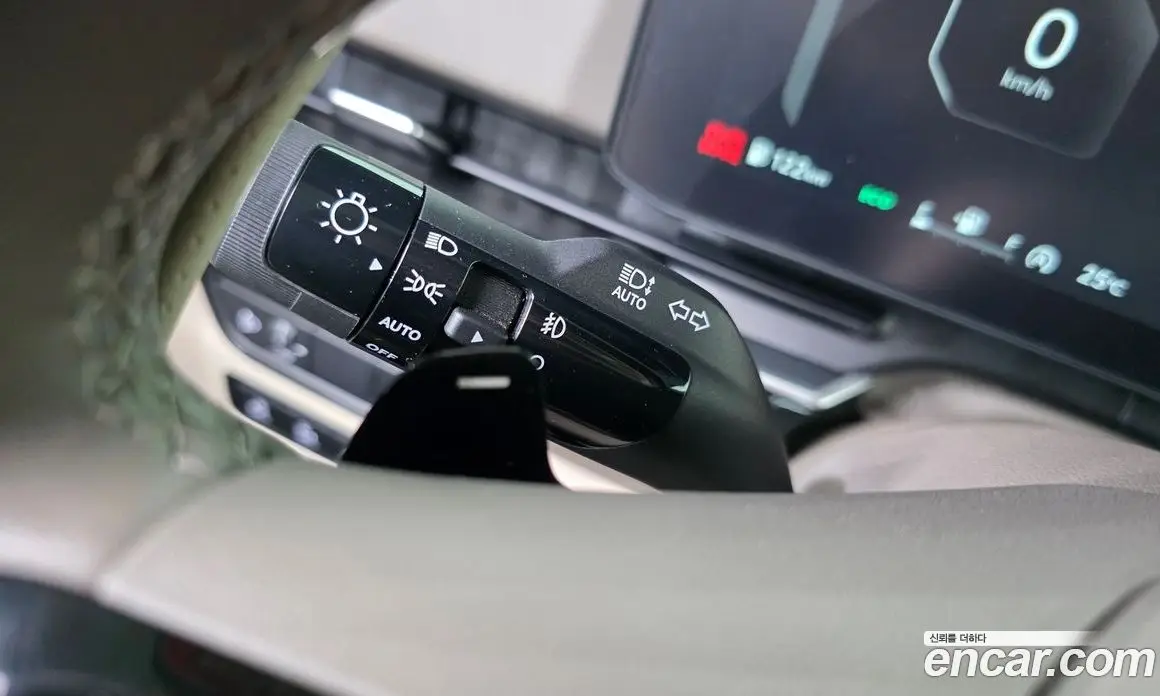 Kia Carnival 2025 2.2 автомат (гидро), фото 28