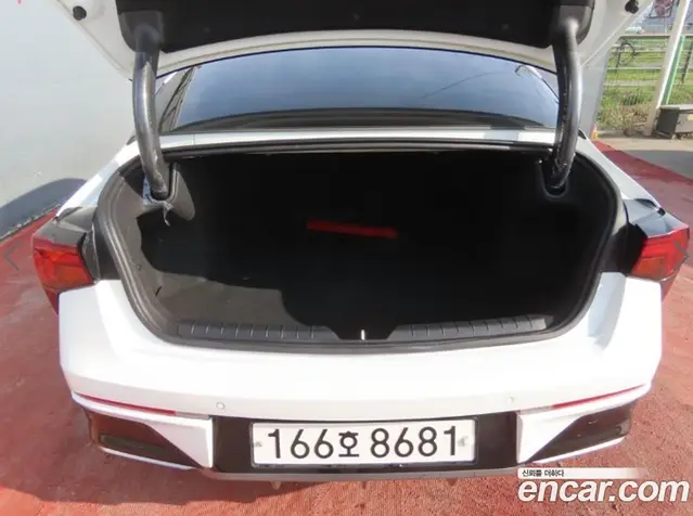 Kia K5 (Optima) 2024 2.0 автомат (гидро), миниатюра 5