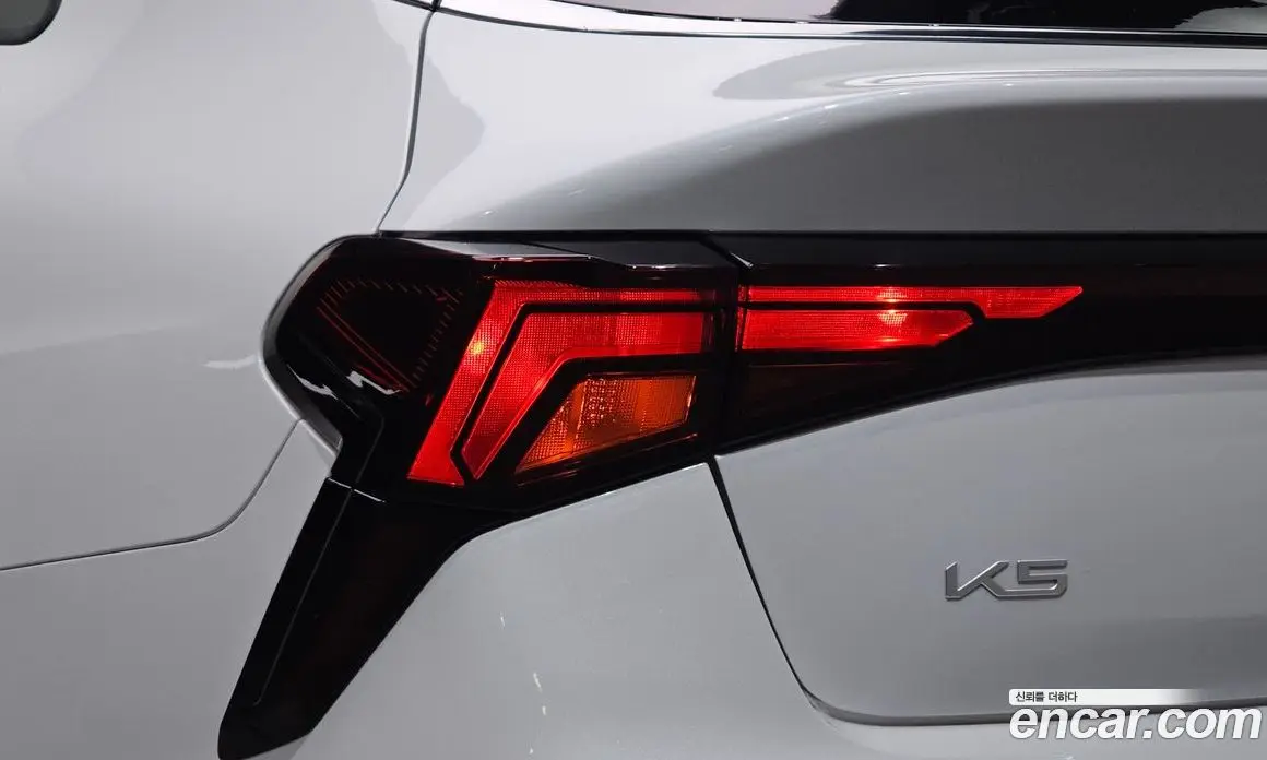 Kia K5 (Optima) 2024 2.0 автомат (гидро), фото 9