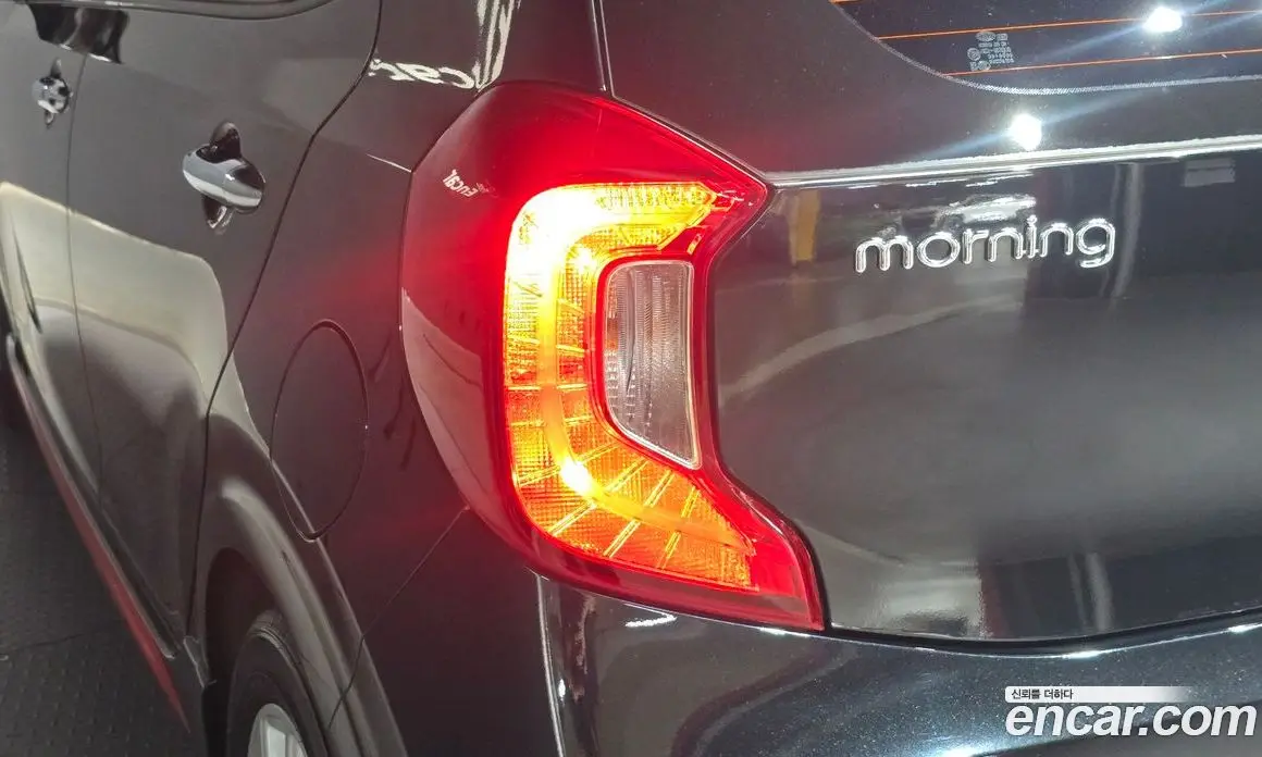 Kia Morning 2019 1.0 автомат (гидро), фото 9