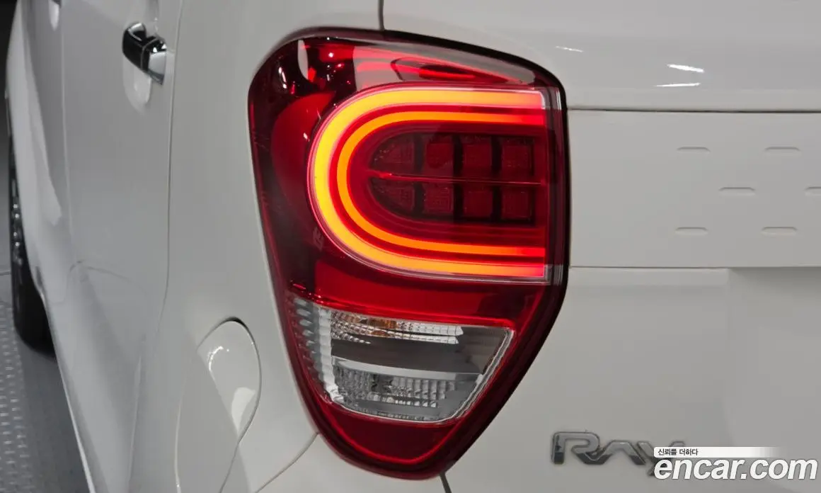 Kia Ray 2020 1.0 автомат (гидро), фото 9