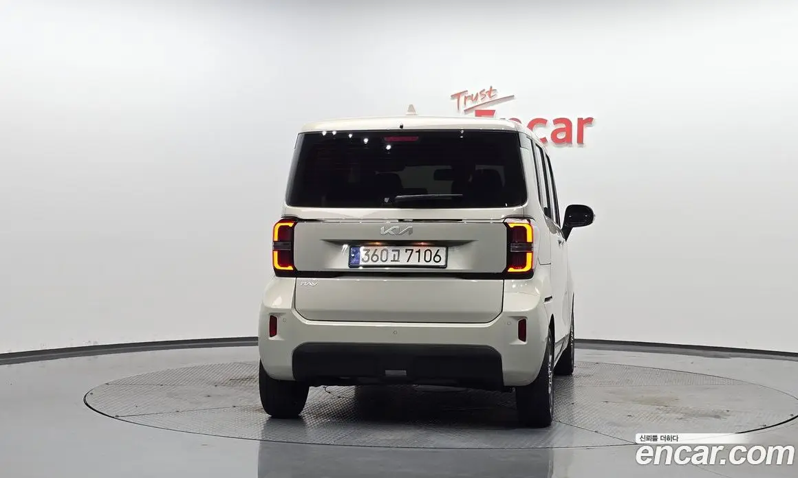 Kia Ray 2022 1.0 автомат (гидро), фото 3