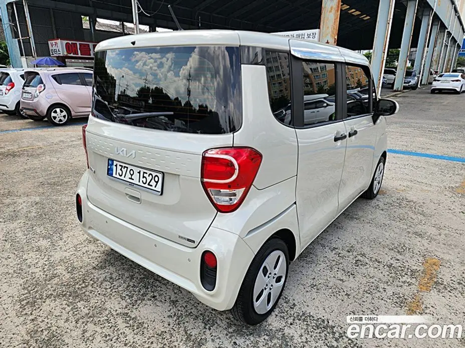 Kia Ray 2022 1.0 автомат (гидро), фото 15