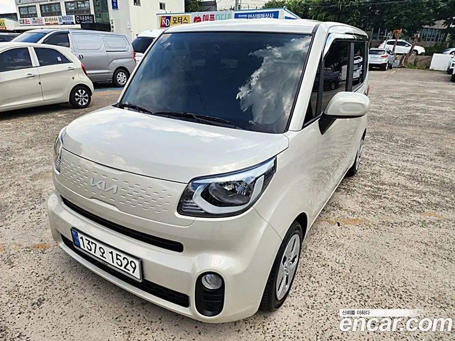 Kia Ray 2022 1.0 автомат (гидро), фото 20