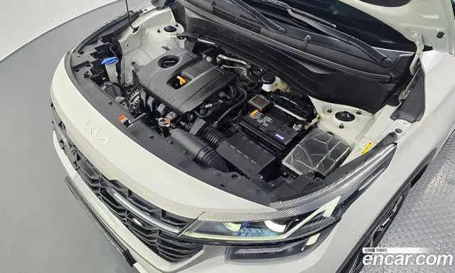 Kia Seltos 2022 2.0 автомат (гидро), миниатюра 6