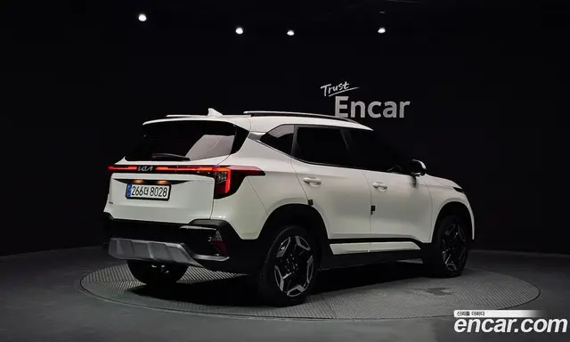 Kia Seltos 2024 1.6 автомат (гидро), миниатюра 2