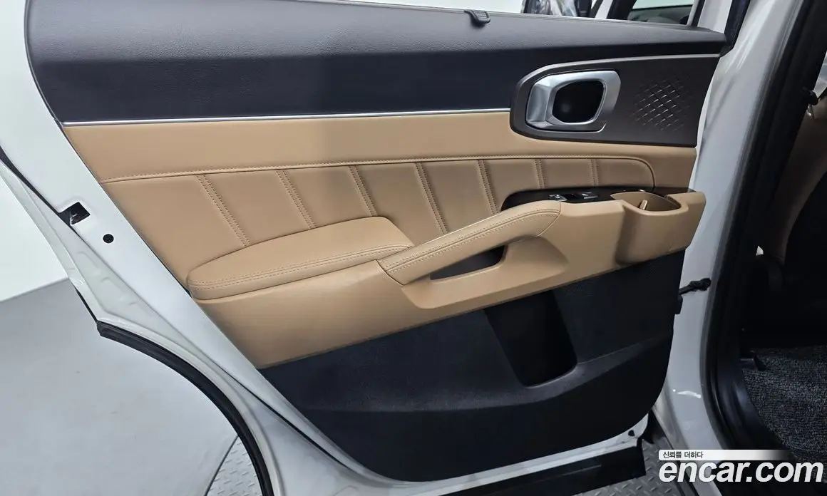 Kia Sorento 2025 1.6 автомат (гидро), фото 15