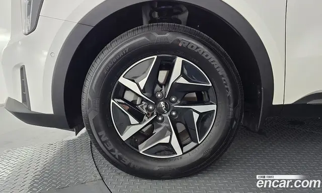 Kia Sorento 2025 1.6 автомат (гидро), миниатюра 5