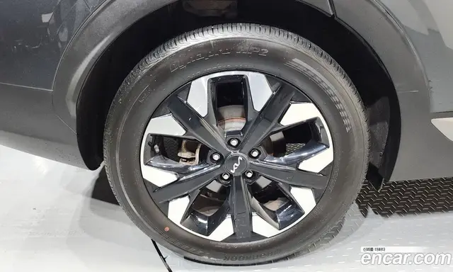 Kia Sportage 2023 1.6 автомат (гидро), миниатюра 5