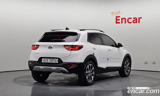 Kia Stonic 2019 1.4 автомат (гидро), миниатюра 2