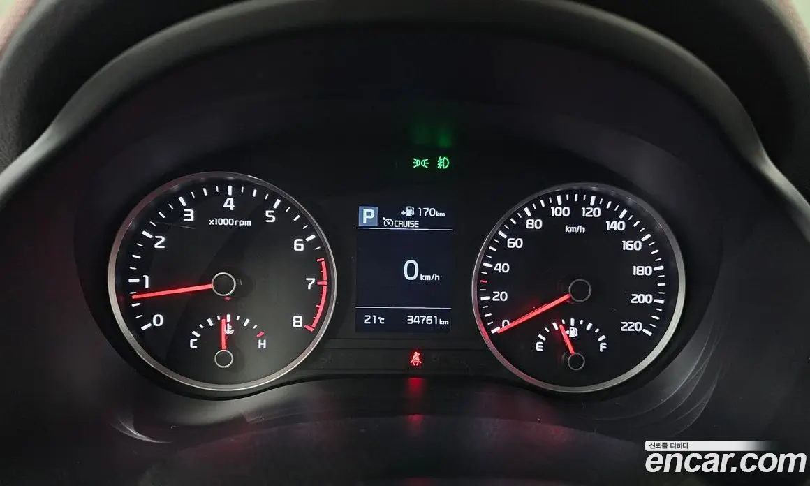 Kia Stonic 2019 1.4 автомат (гидро), фото 11