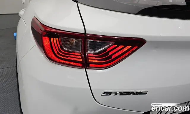 Kia Stonic 2019 1.4 автомат (гидро), миниатюра 9