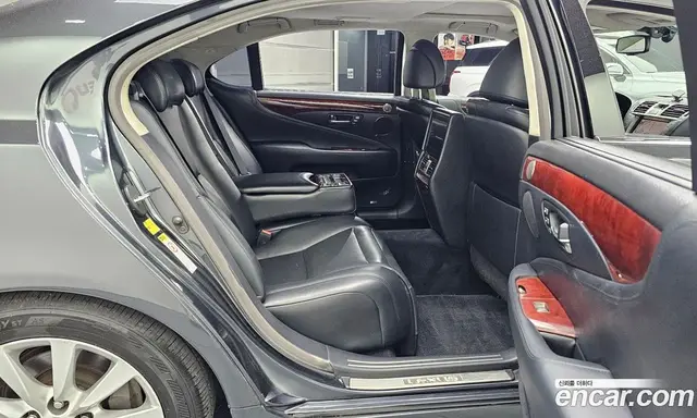 Lexus LS 2011 4.6 автомат (гидро), миниатюра 11 Lexus LS 2011 4.6 автомат (гидро), миниатюра 11