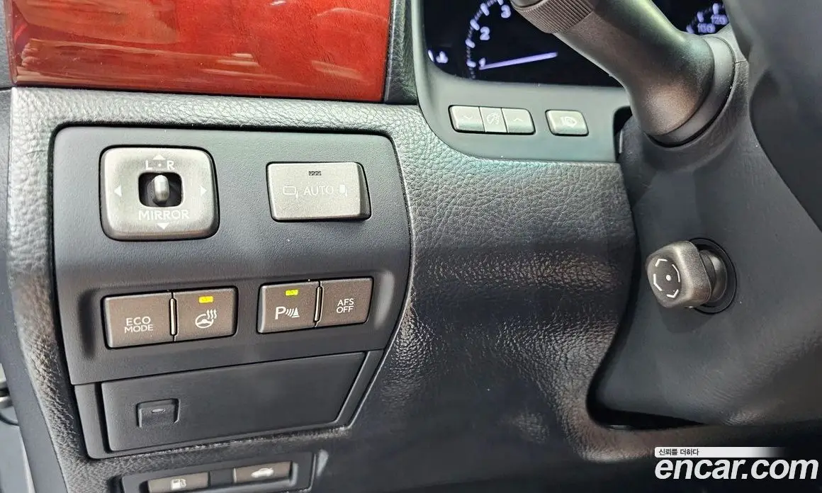 Lexus LS 2011 4.6 автомат (гидро), фото 17 Lexus LS 2011 4.6 автомат (гидро), фото 17