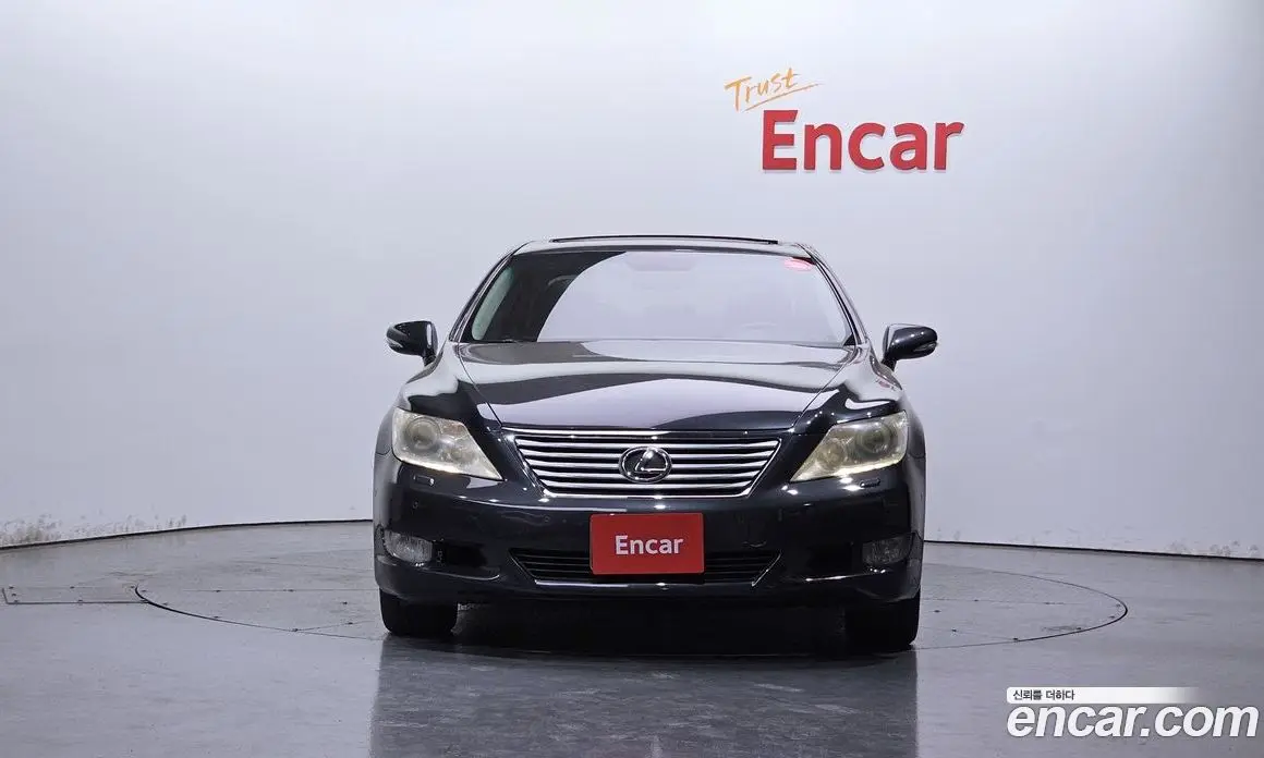Lexus LS 2011 4.6 автомат (гидро), фото 3 Lexus LS 2011 4.6 автомат (гидро), фото 3