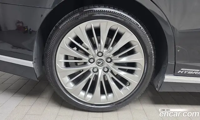 Lexus LS 2018 3.5 автомат (гидро), миниатюра 5 Lexus LS 2018 3.5 автомат (гидро), миниатюра 5