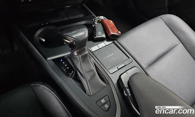 Lexus UX 2019 2.0 автомат (гидро), миниатюра 11 Lexus UX 2019 2.0 автомат (гидро), миниатюра 11