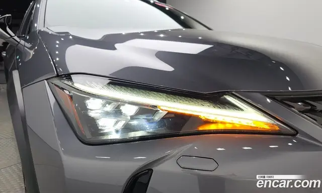 Lexus UX 2019 2.0 автомат (гидро), миниатюра 7 Lexus UX 2019 2.0 автомат (гидро), миниатюра 7