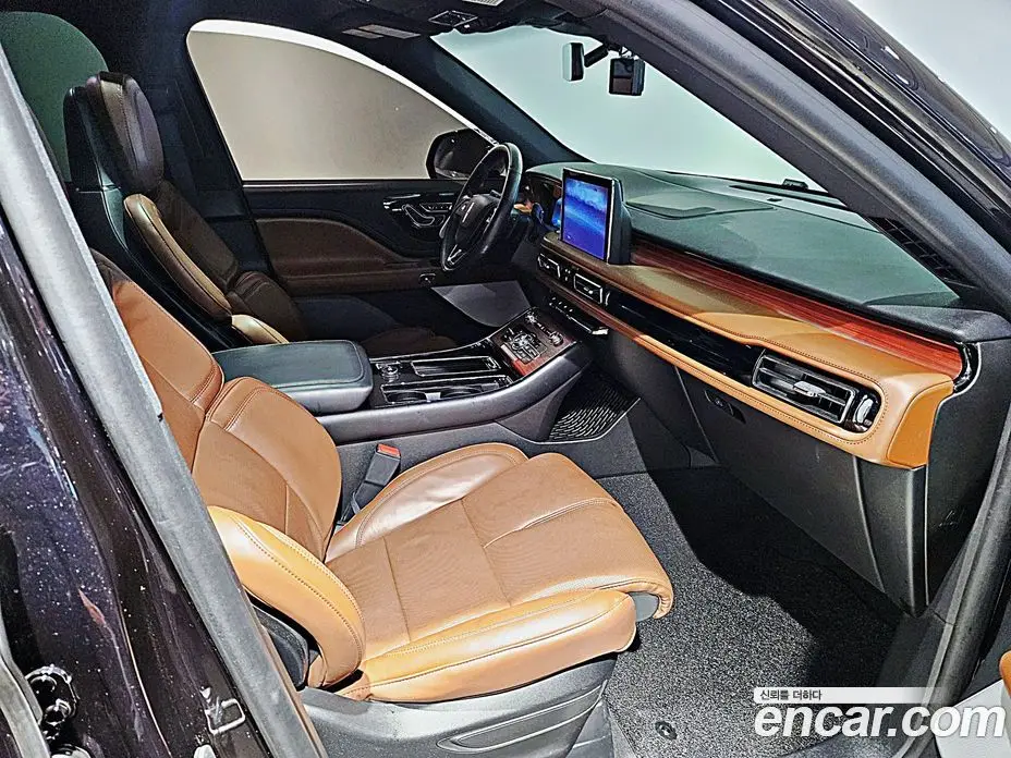 Lincoln Aviator 2023 3.0 автомат (гидро), фото 13 Lincoln Aviator 2023 3.0 автомат (гидро), фото 13